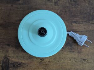Sockel des Russell Hobbs Eden Wasserkochers von oben