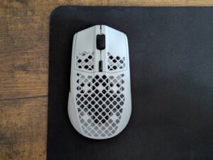 SteelSeries Aerox 3 Gaming-Maus von oben