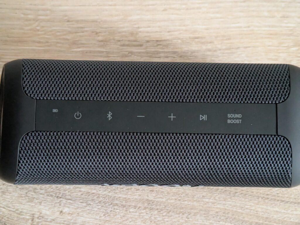 Tasten des LG XBOOM Go DXG7 Bluetooth-Lautsprechers