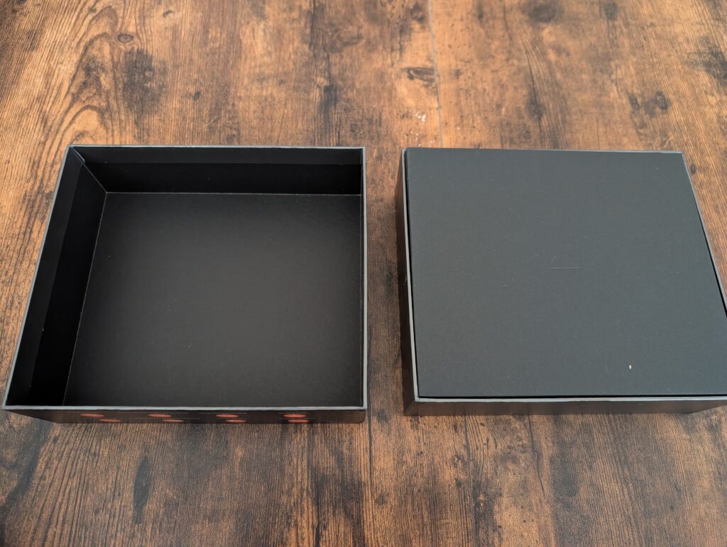 Verpackung der 70mai 4K T800 Dashcam geöffnet