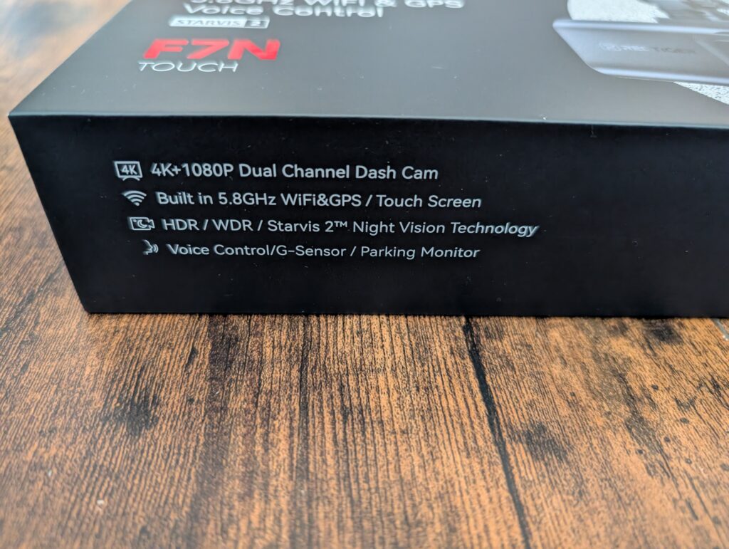 Verpackung der REDTIGER F7N Touch Dashcam (3)