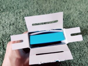 JLab Go Pop Bluetooth-Kopfhörer Verpackung offen