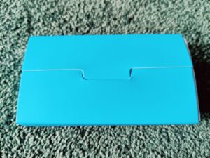 JLab Go Pop ANC Bluetooth-Kopfhörer Aufbewahrung in Pappe