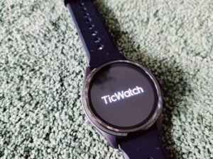 Mobvoi TicWatch Pro 5 Smartwatch Display