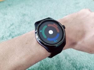 Mobvoi TicWatch Pro 5 Smartwatch am Handgelenk
