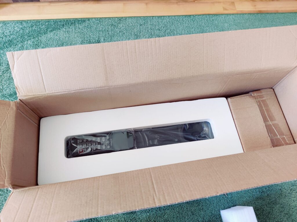 Creative Stage 2.1 Soundbar Umverpackung offen 2