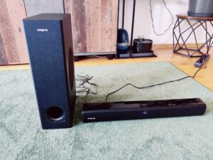 Creative Stage 2.1 Soundbar im Betrieb