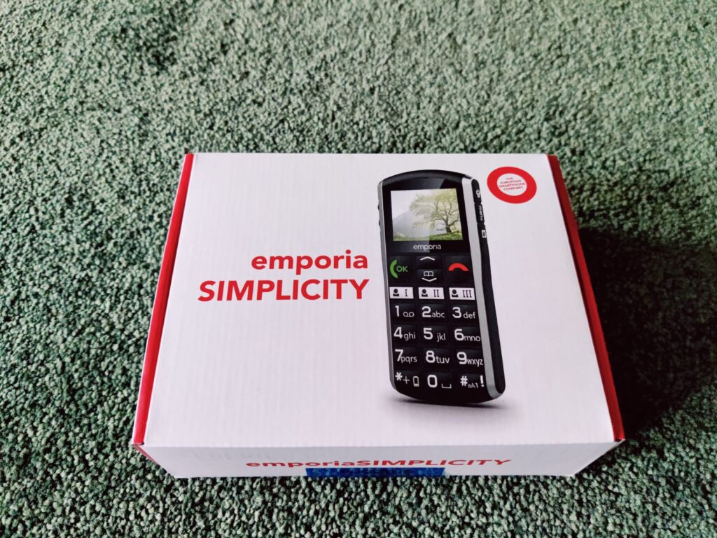 Emporia SIMPLICITY Seniorenhandy Verpackung von vorne