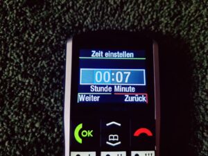 Emporia SIMPLICITY Seniorenhandy Uhrzeit einstellen