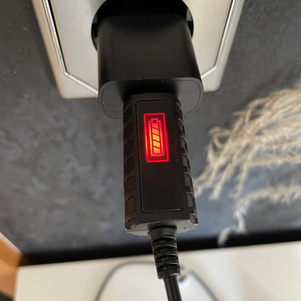 XUNATA LED-Handscheinwerfer Ladekabel