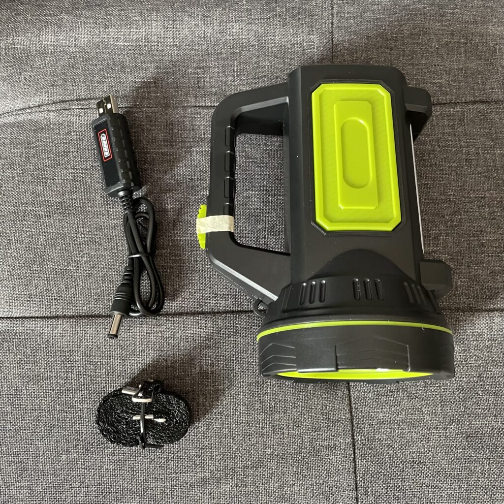 XUNATA LED-Handscheinwerfer Lieferumfang
