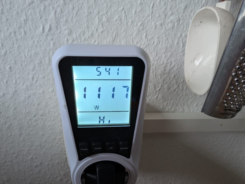 MEDION MD10596 Mikrowelle Leistungsaufnahme