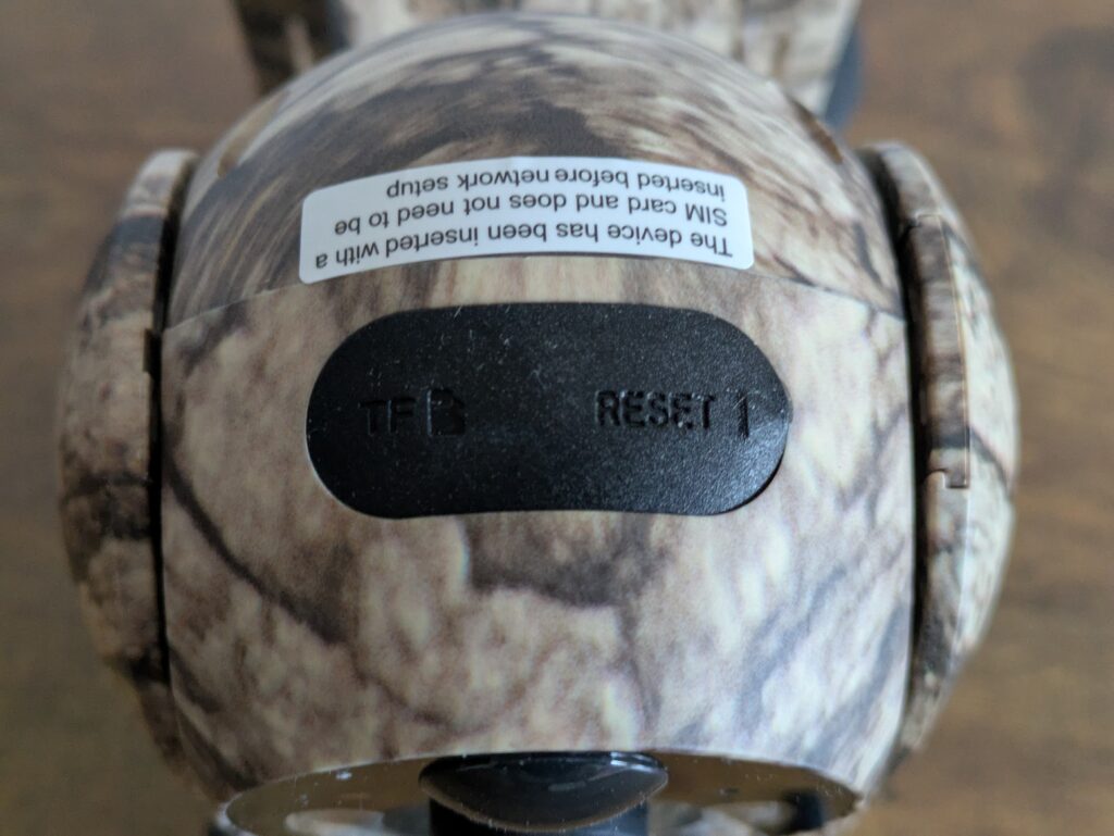 NUASI RBX-S60 Wildkamera von unten verschlossen