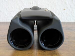 Nikon Sportstar EX 10x25 DCF Fernglas von vorne