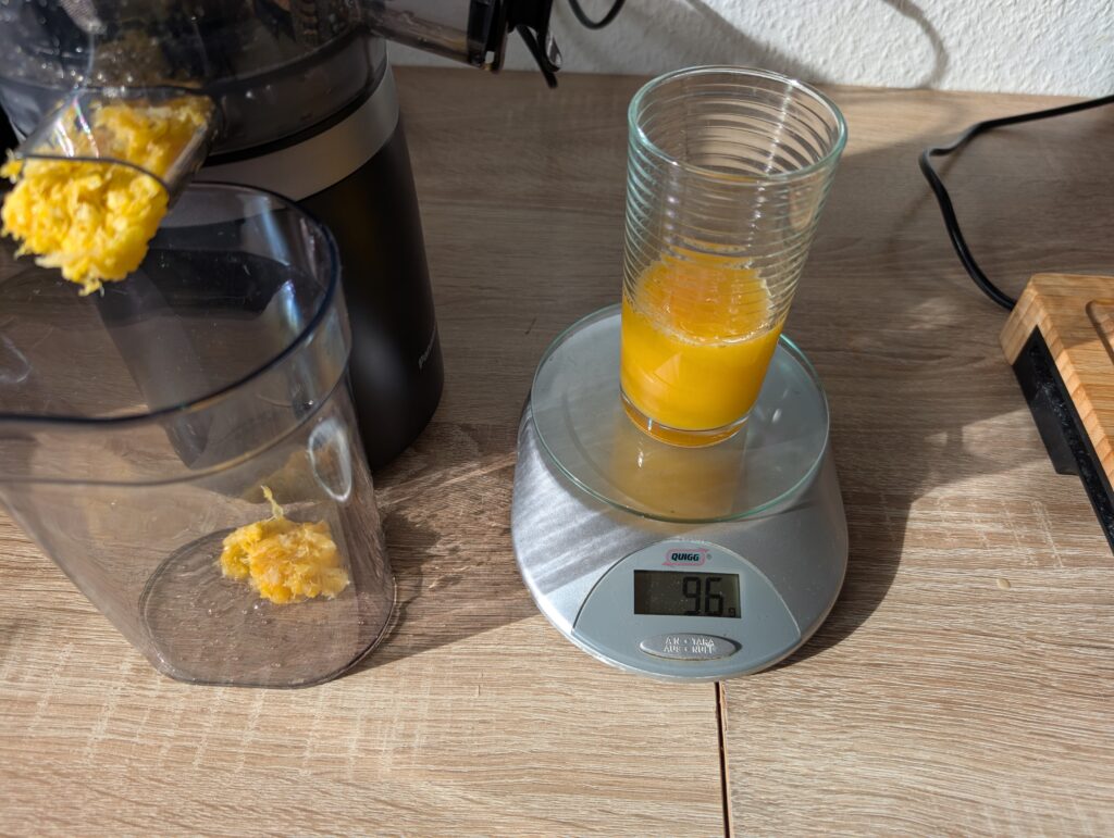 Panasonic MJ-L700KXE Entsafter Orangensaft
