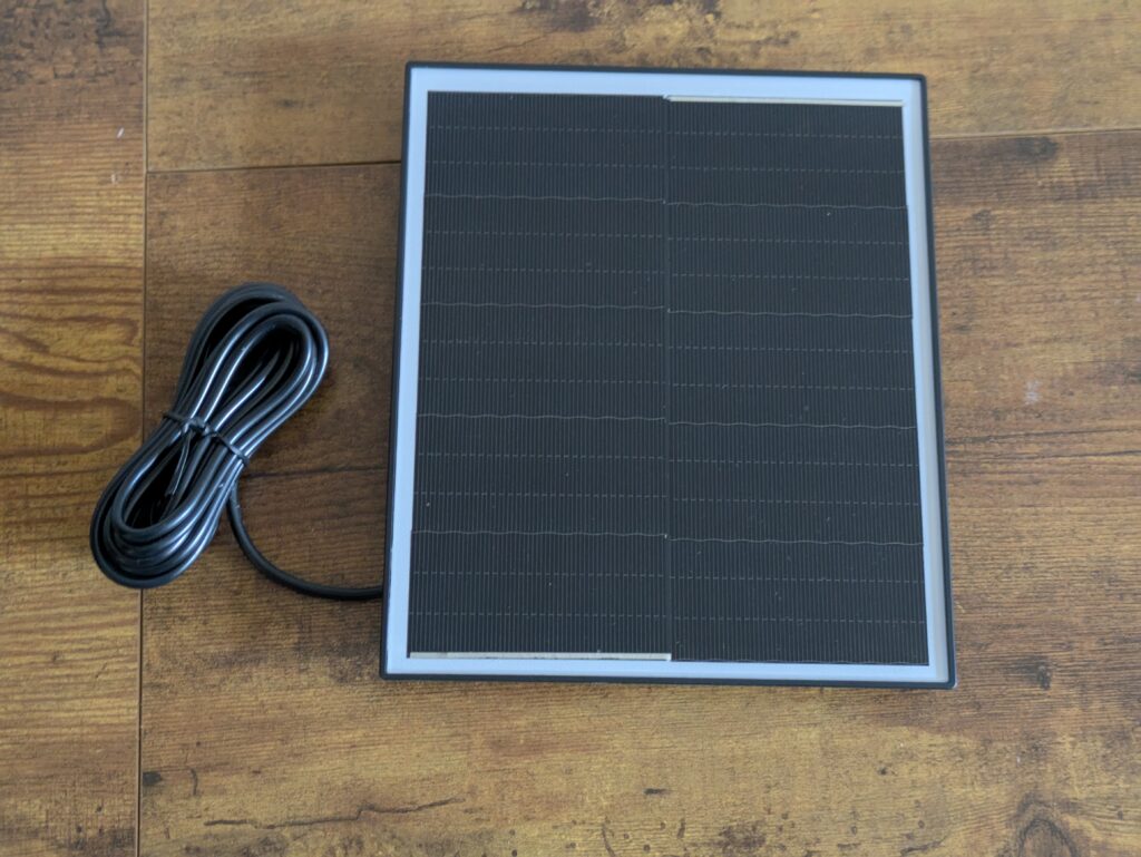 Solarpanel der NUASI RBX-S60 Wildkamera
