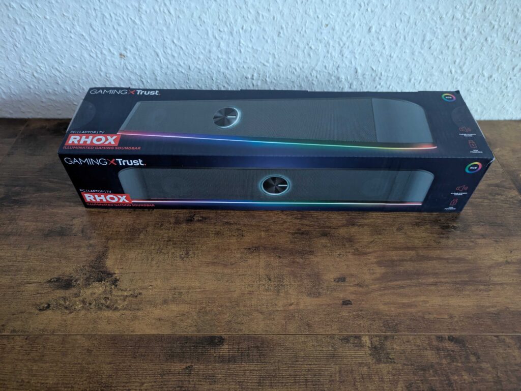 Verpackung der Trust Gaming GXT 1619 Rhox PC-Lautsprecher von vorne