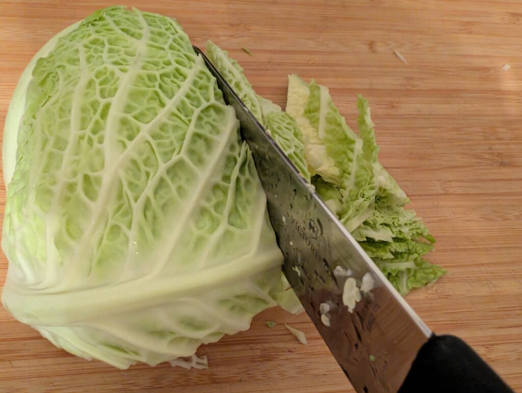 Victorinox Swiss Classic Küchenmesser Wirsing schneiden