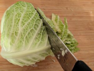 Victorinox Swiss Classic Küchenmesser Wirsing schneiden