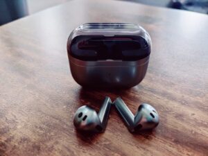 Samsung Galaxy Buds 3 In-Ear-Bluetooth-Kopfhörer Ohrhörer mit Ladecase