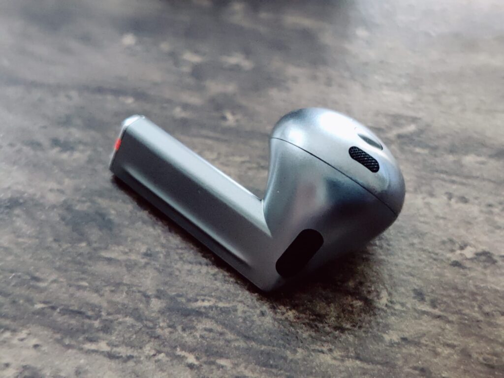 Samsung Galaxy Buds 3 In-Ear-Bluetooth-Kopfhörer rechter Ohrhörer von hinten