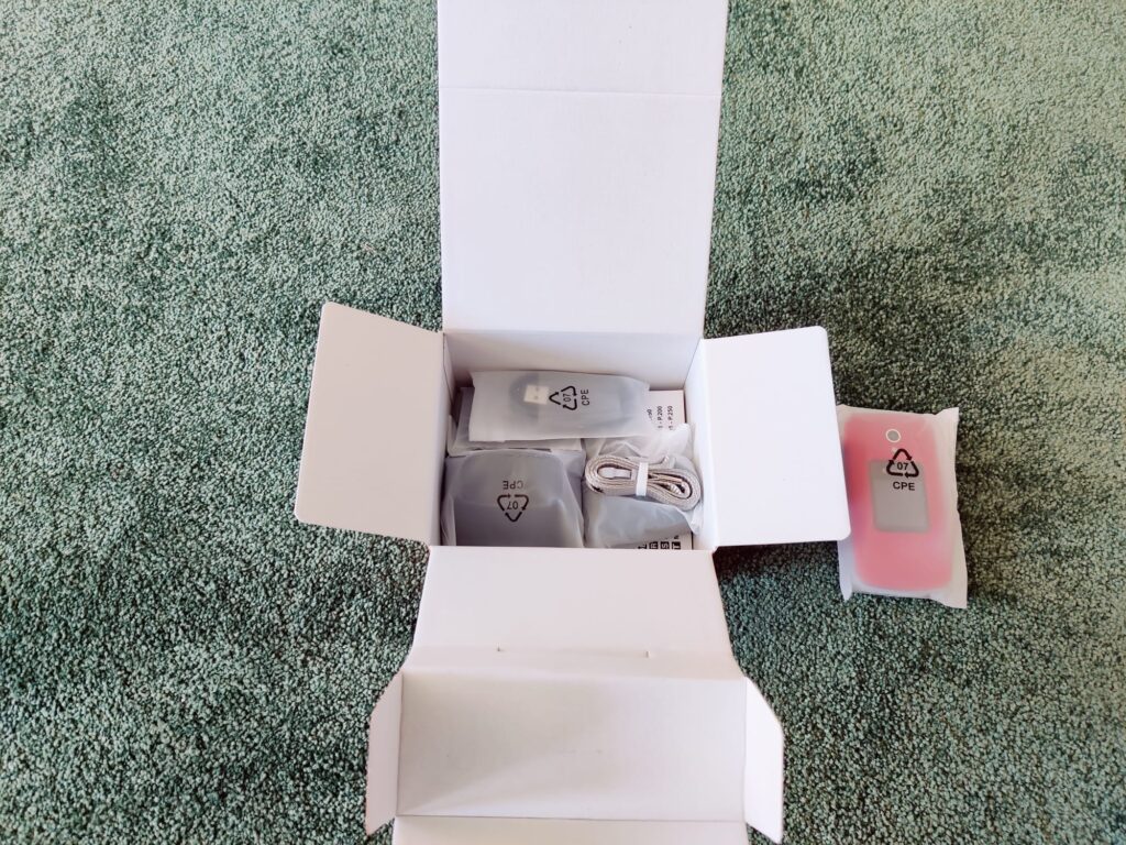 Easyfone Prime-A1 Pro Seniorenhandy Zubehör in Verpackung