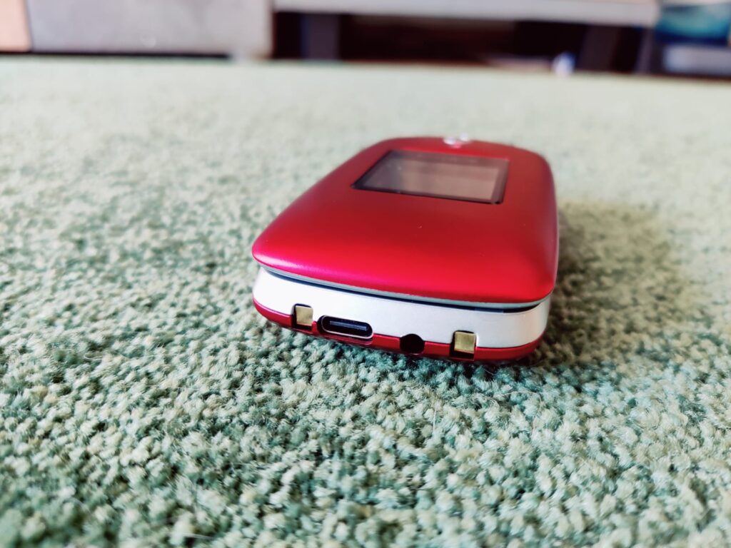 Easyfone Prime-A1 Pro Seniorenhandy von vorne