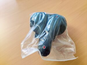 toptrek Top-01 Fahrradsattel in Plastikhülle
