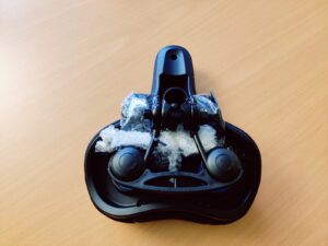 toptrek Top-01 Fahrradsattel von unten mit Zubehör