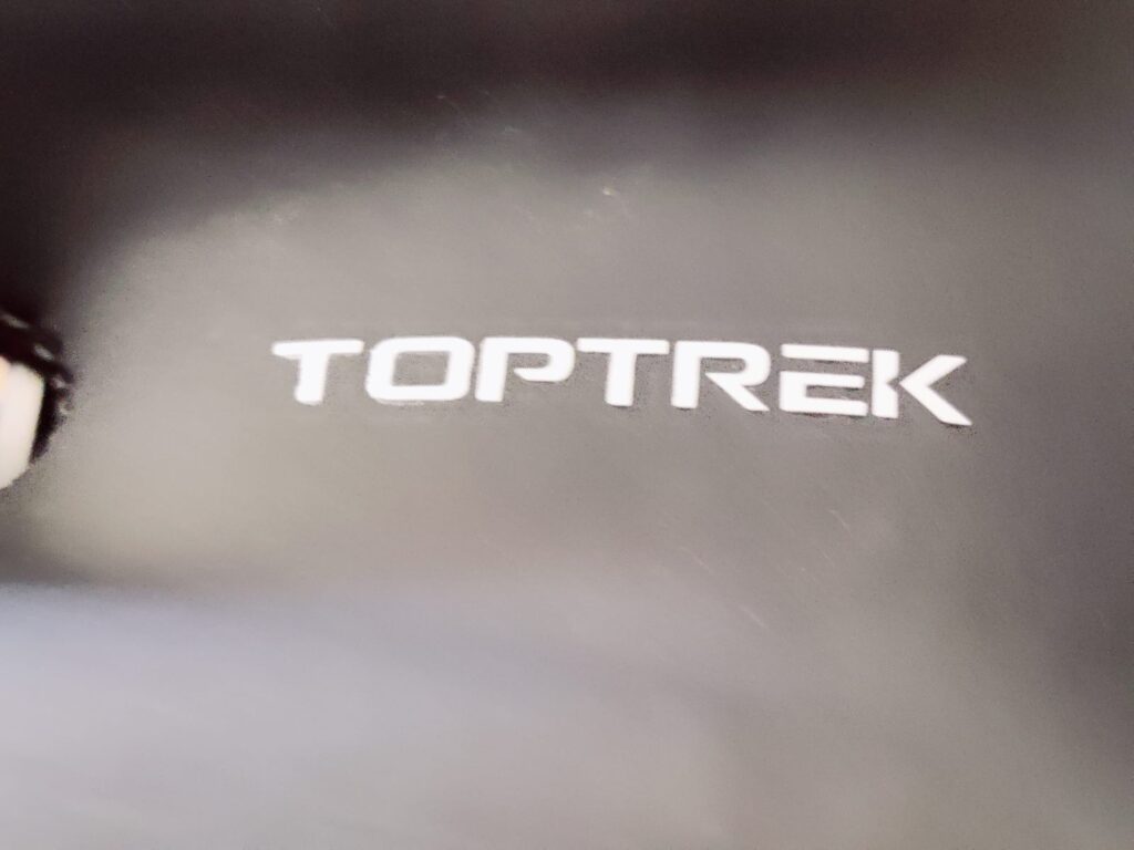 toptrek Top-01 Fahrradsattel Schriftzug auf Sattel