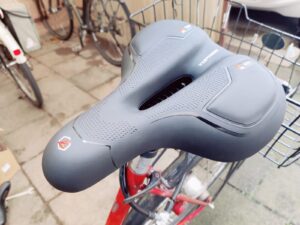 toptrek Top-01 Fahrradsattel montiert Seitenansicht