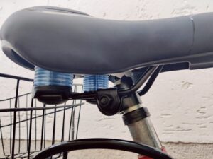 toptrek Top-01 Fahrradsattel montiert mit Federung