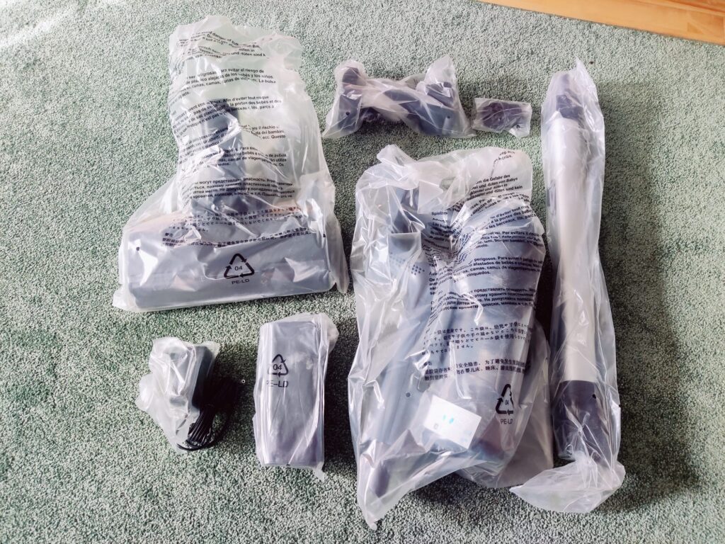 AEG 6000 AP61CB21DB Akku-Staubsauger Einzelteile in Plastik