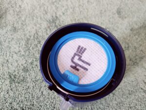 AEG 6000 AP61CB21DB Akku-Staubsauger Filter im Staubbehälter