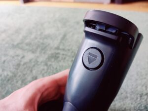 AEG 6000 AP61CB21DB Akku-Staubsauger Bodenbürste lösen