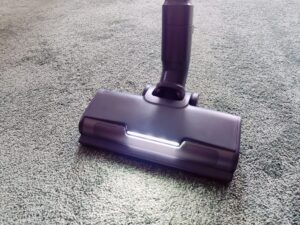 AEG 6000 AP61CB21DB Akku-Staubsauger mit Beleuchtung von vorne