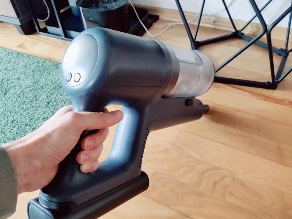 AEG 6000 AP61CB21DB Akku-Staubsauger als Handstaubsauger auf Hartboden