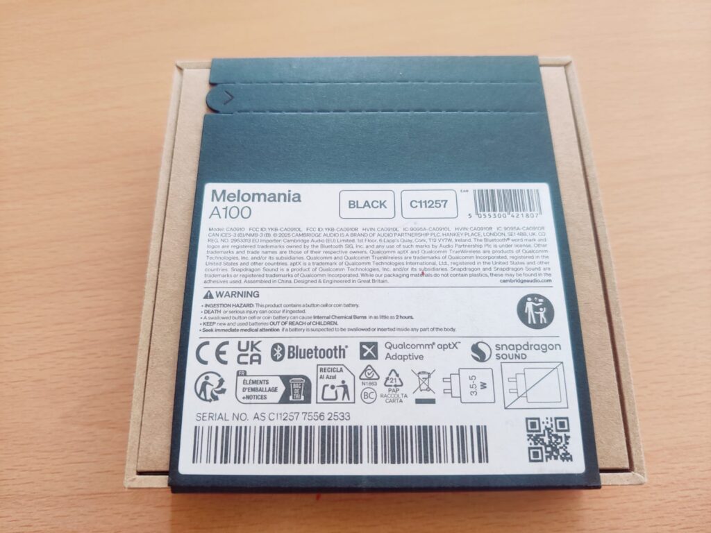 Cambridge Audio Melomania A100 In-Ear-Kopfhörer Verpackung Rückseite