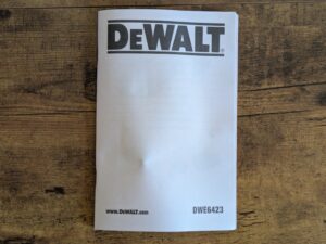 Anleitung des Dewalt DWE6423 QS Exzenterschleifers
