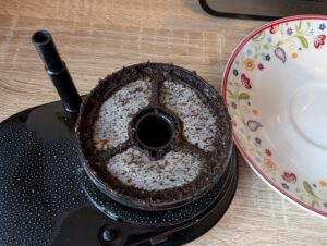 CASO Coffee Compact electronic Kaffeemaschine mit Mahlwerk Deckel Mahlwerk