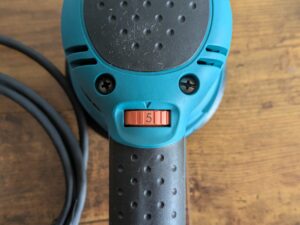 Drehrad des Makita BO5041 Exzenterschleifers