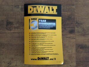 Garantiekarte des Dewalt DWE6423 QS Exzenterschleifers