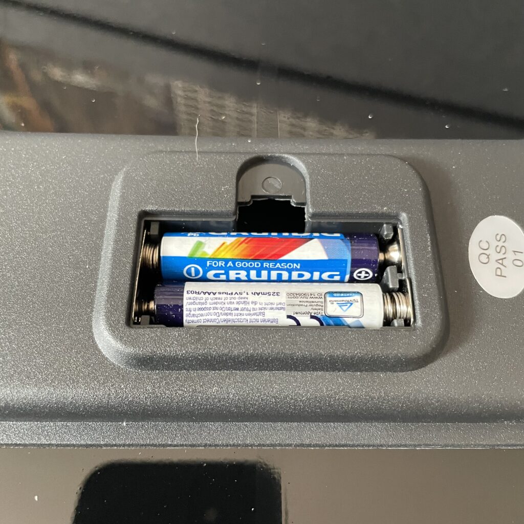 Grundig 53221 Personenwaage Batterien