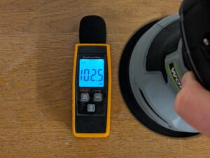 Lautstärke des WORKPRO W125262 Exzenterschleifers