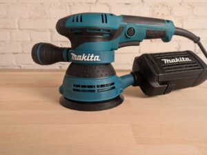 Makita BO5041 Exzenterschleifer Titelbild