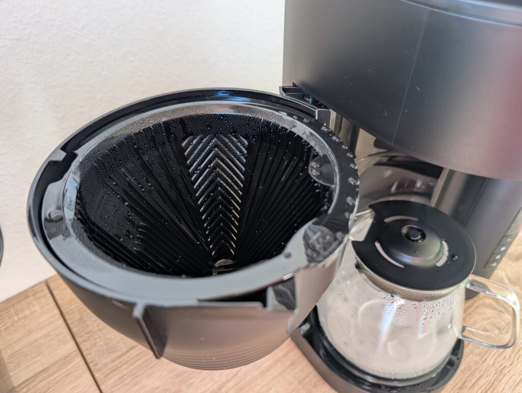 Melitta AromaFresh X Kaffeemaschine mit Mahlwerk Filter