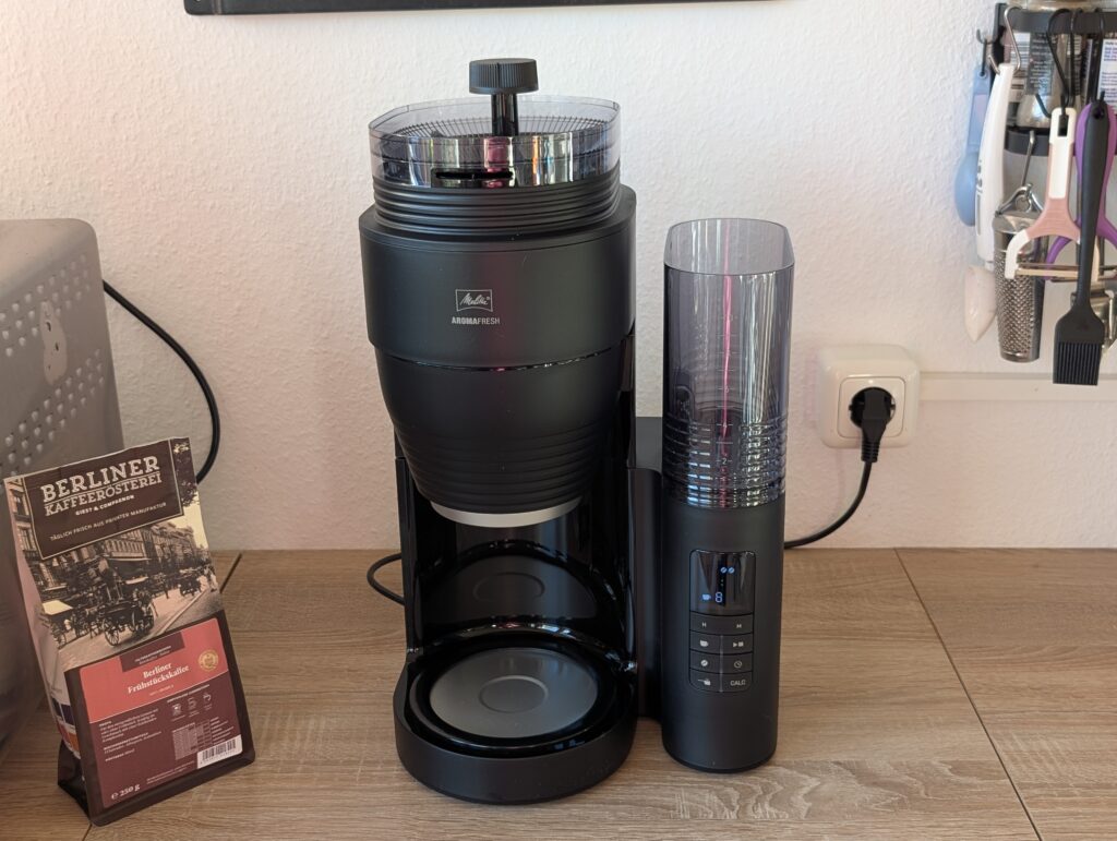 Melitta AromaFresh X Kaffeemaschine mit Mahlwerk Frontal Ansicht