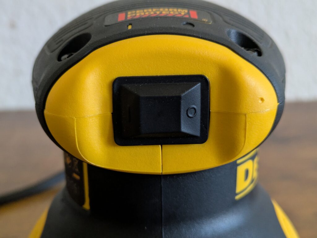 Dewalt DWE6423 QS Exzenterschleifer Anschalter