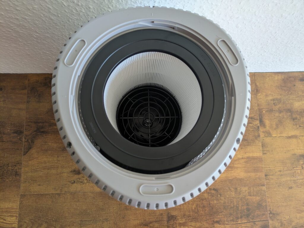 Philips 600i Luftreiniger von unten mit Filter