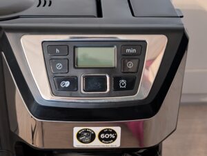 Russell Hobbs Victory Kaffeemaschine mit Mahlwerk Bedienelemente